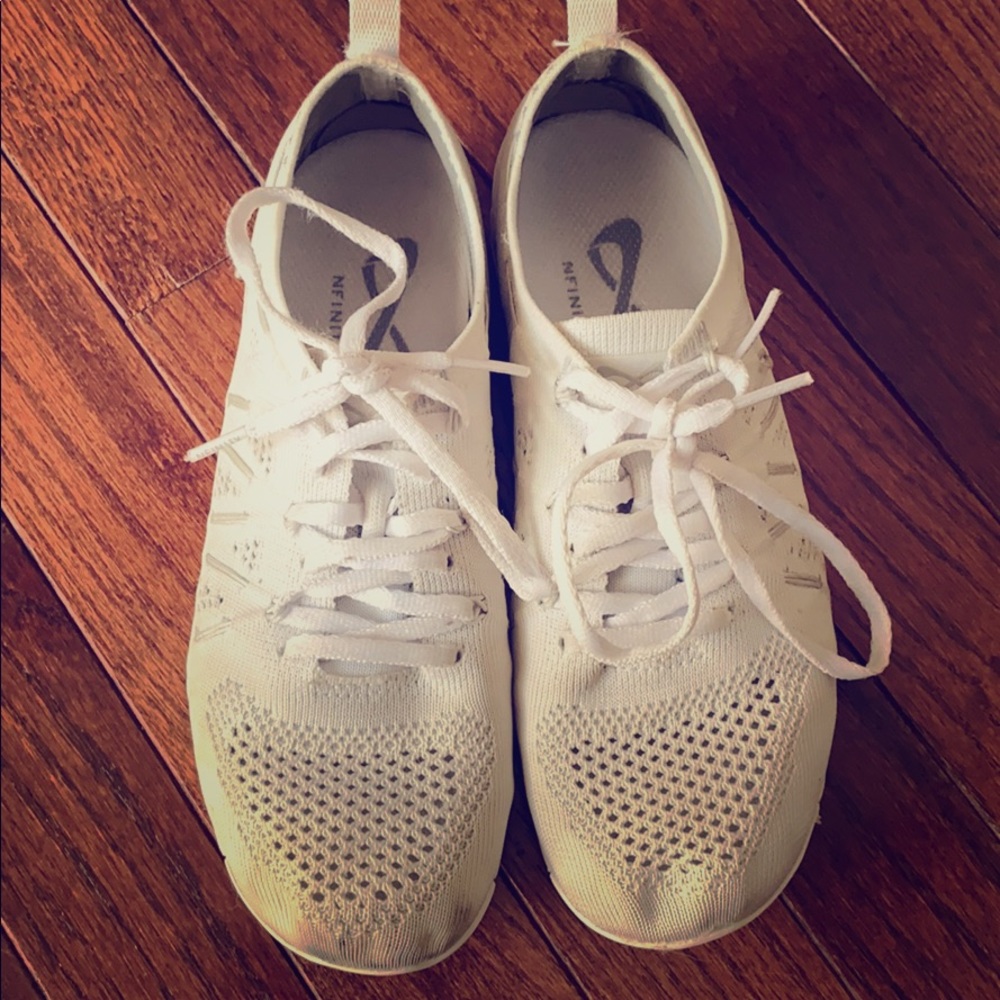 Nfinity Flytes size 6.  Used three comps!!